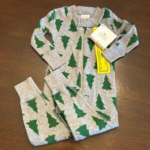 NWT Hanna Andersson Christmas Tree Holiday Pajamas One=Piece 6-12
